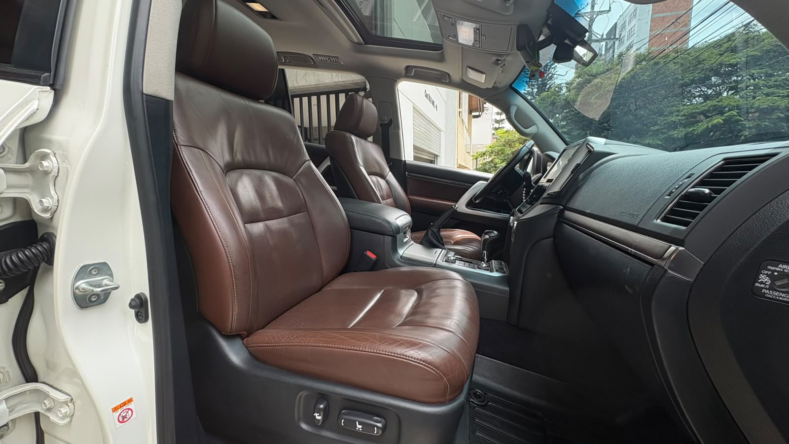 TOYOTA LAND CRUISER 200 EXCALIBUR 2018 - Imagen 26