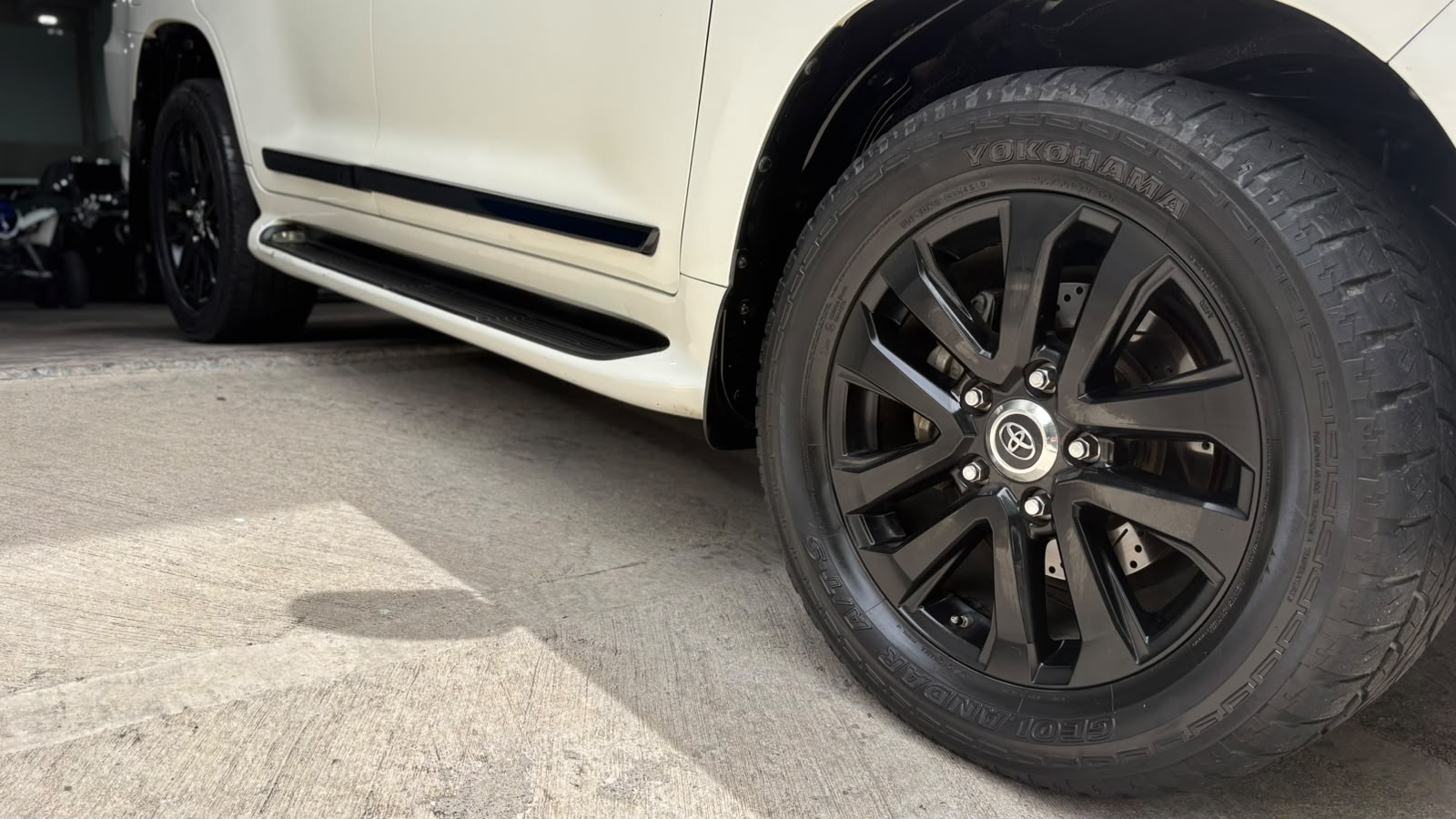 TOYOTA LAND CRUISER 200 EXCALIBUR 2018 - Imagen 28