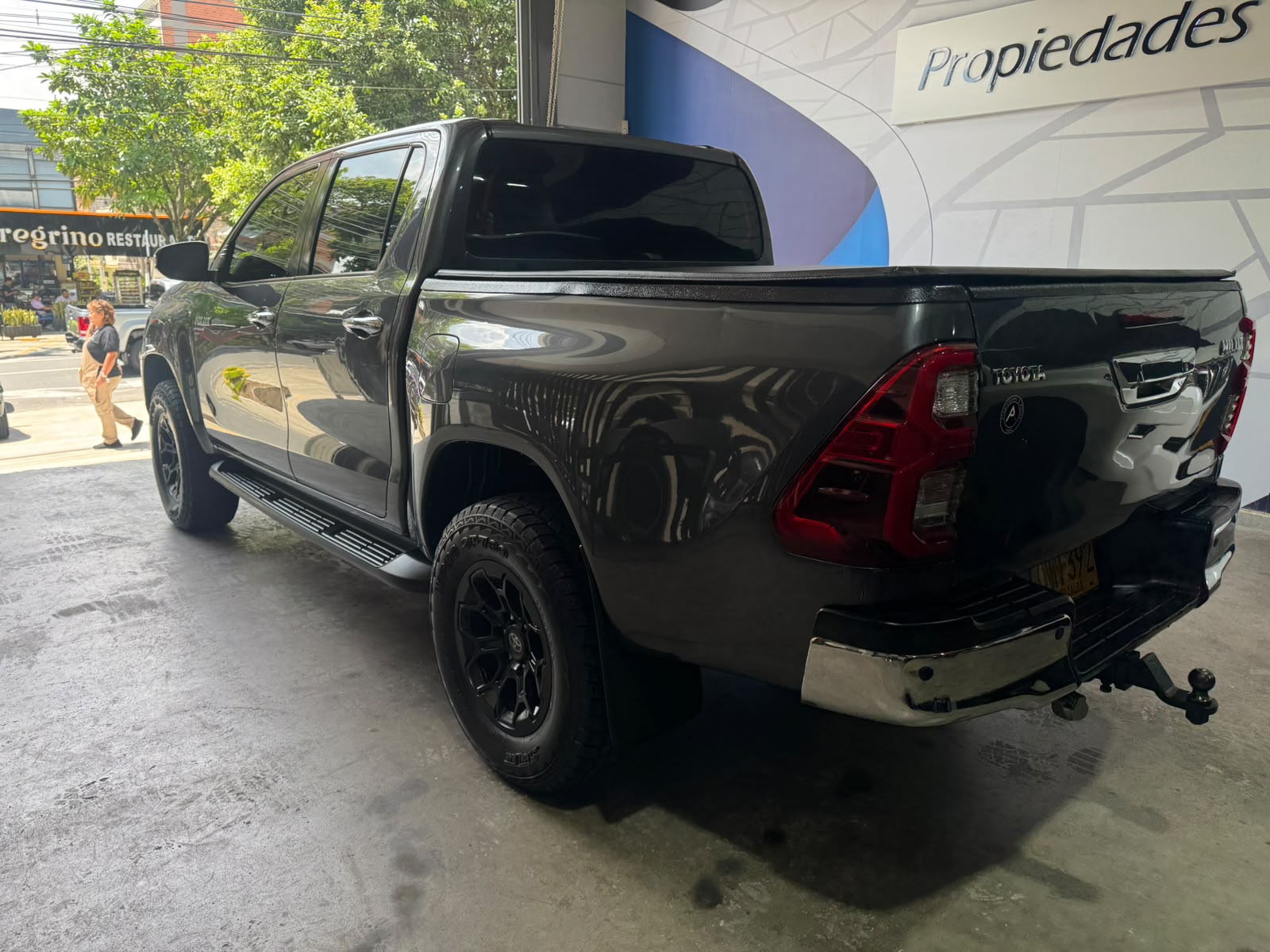 TOYOTA HILUX 2021 - Imagen 6