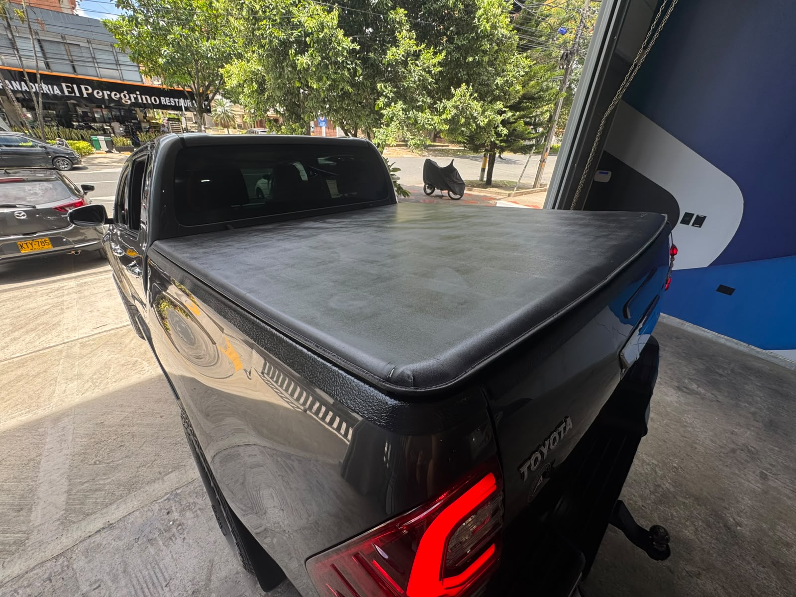 TOYOTA HILUX 2021 - Imagen 15