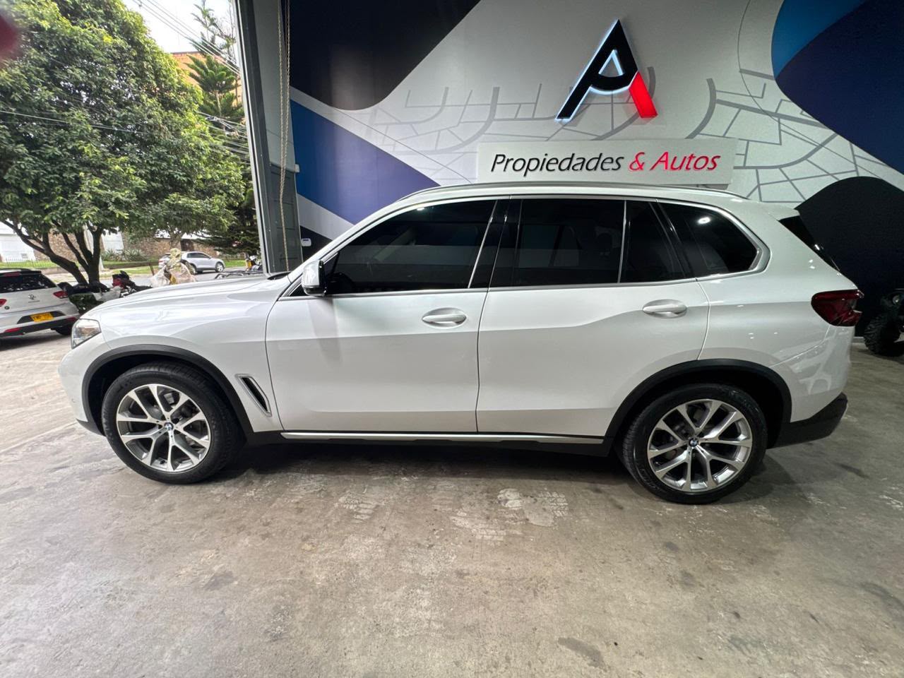 BMW X5 XDRIVE 40I 2020 - Imagen 8